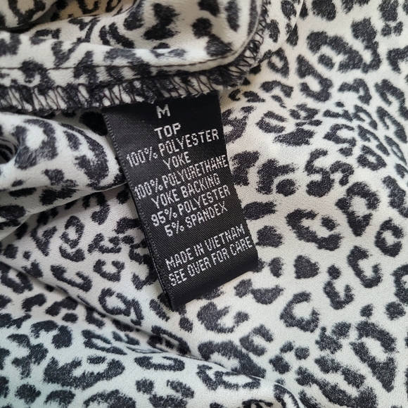 2/$25 🌿 | BCX | Animal Print Tunic - Picture 12 of 16